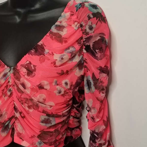 Free Press ruched mesh crop top floral - Picture 6 of 10